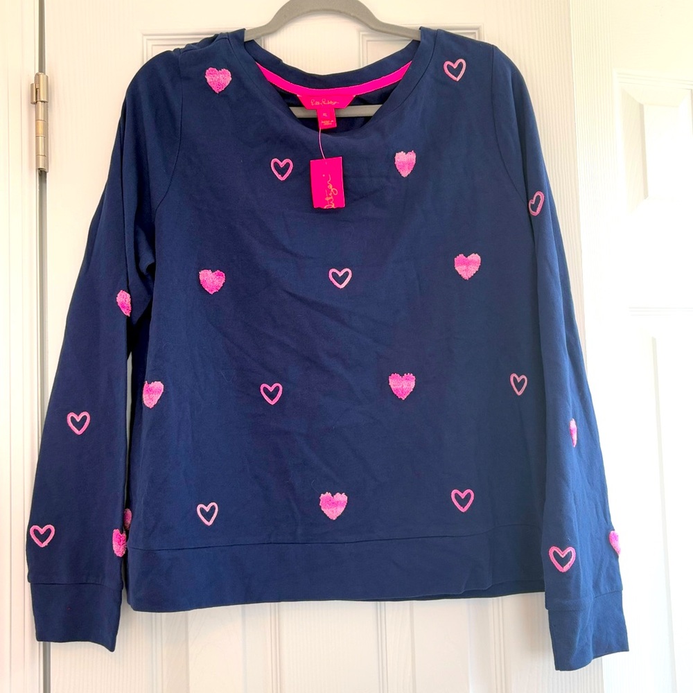 Lilly pulitzer sweatshirt. Brand new. Xl
